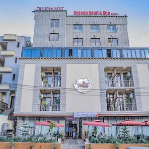 Roseau And Hotel